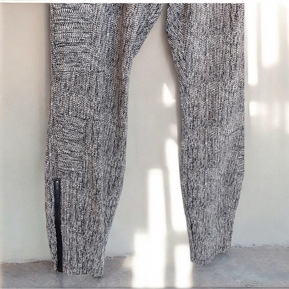 Athleta Delancey Textured Moto Leggings Braiden Black Fitted Pants XL - Picture 6 of 6